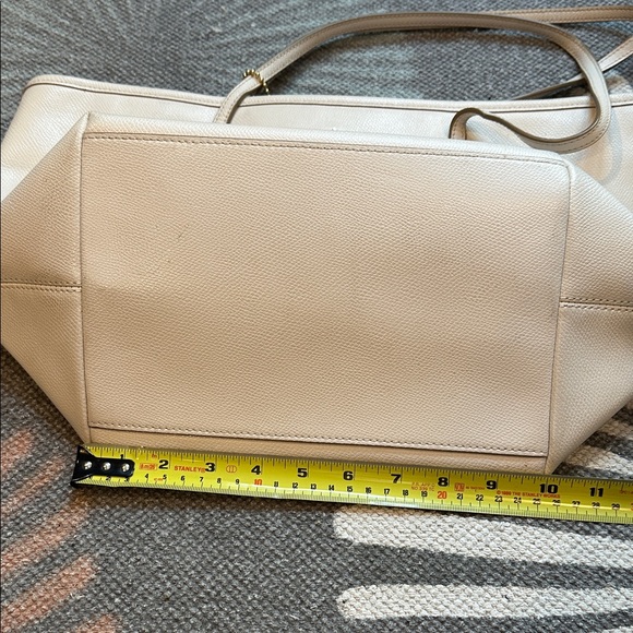 LEATHER TOTE IN CHALK  WHITE - Picture 8 of 11